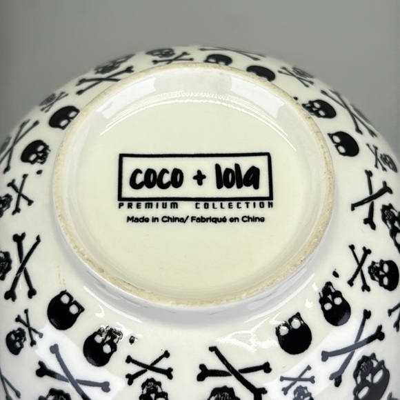 Black and White coco + Lola 
Ceramic Art Bowl with Skull Design - Picture 7 of 7